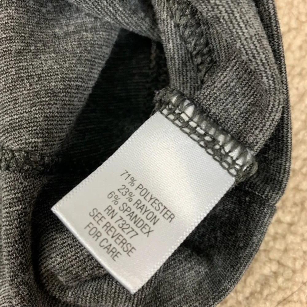 SimplyVera Vera Wang Gray Stretch Skirt Size Large - Picture 5 of 5